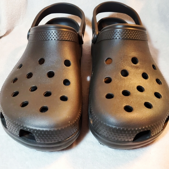mens clogs size 14